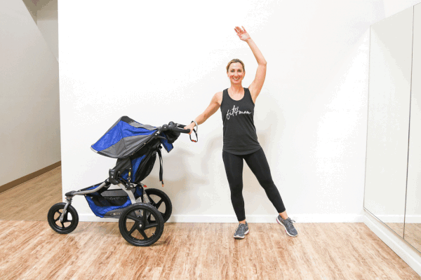 Oblique-Knee-Lift-Stroller-Workout.gif