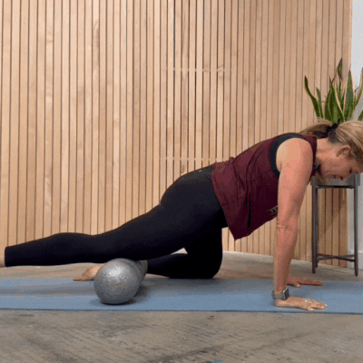 Quad Release Foam Roller Exercise Rollga FIT4MOM.gif